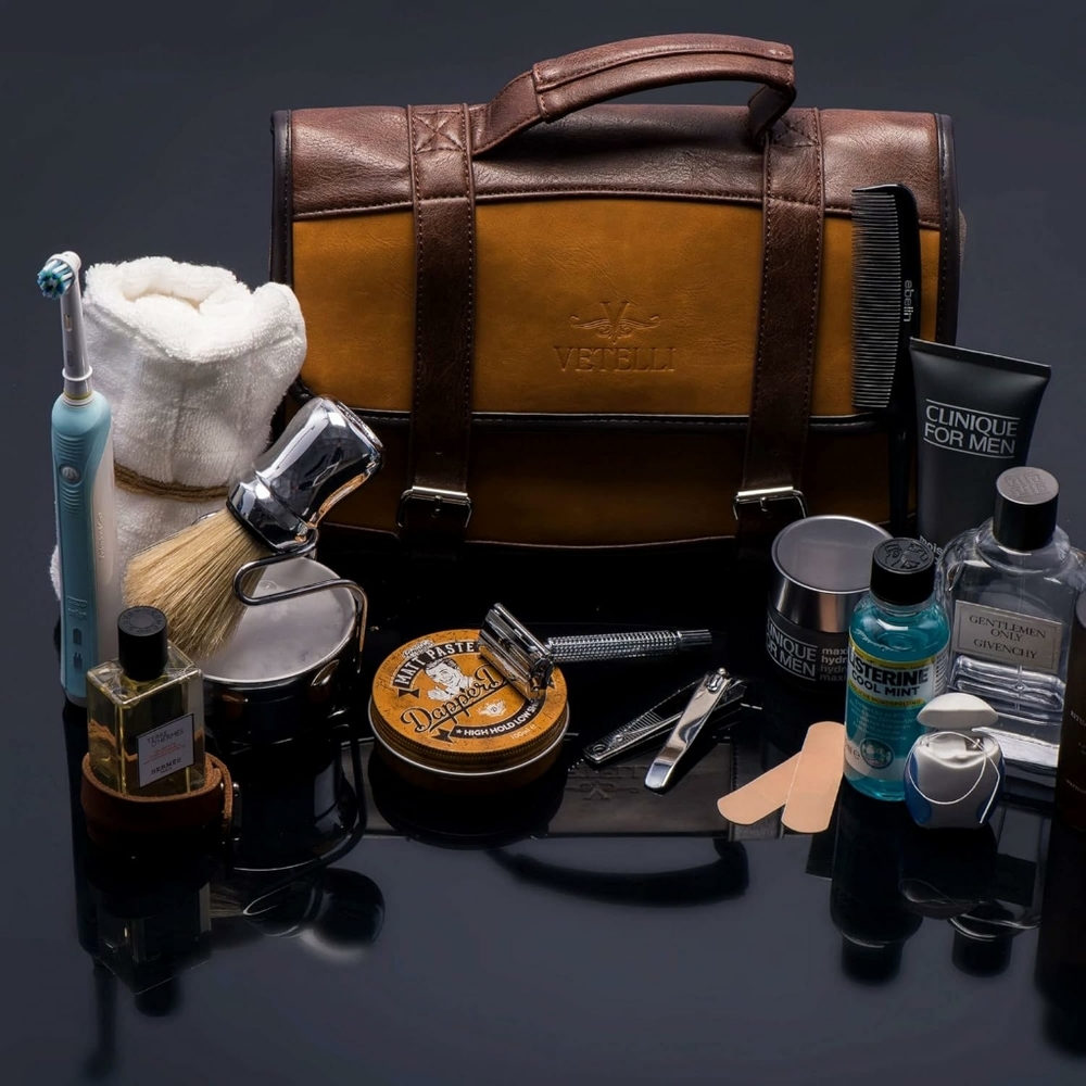 Vetelli Leather Hanging Toiletry Bag for Men